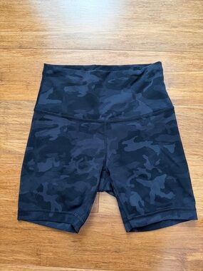 Lululemon Wunder Train High-Rise Short 6" Black Camo Biker Shorts
